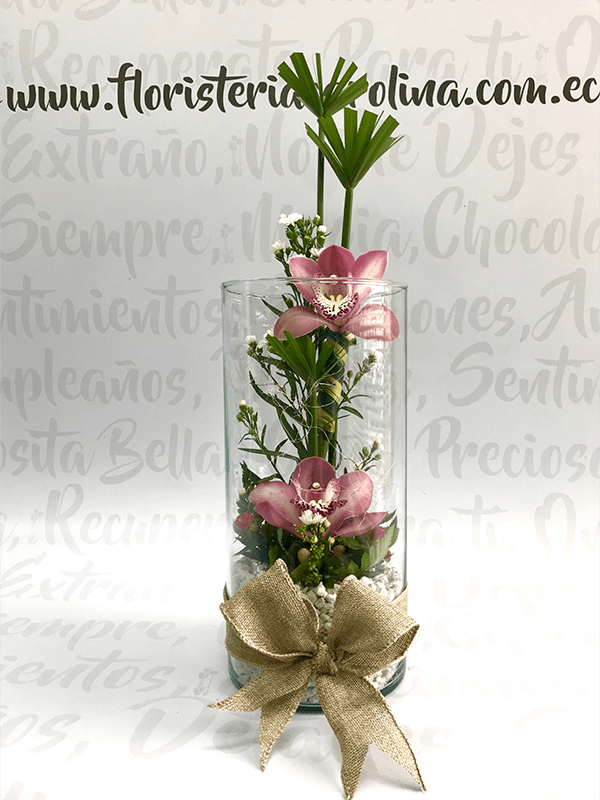 Cilíndro orquídea y rosas